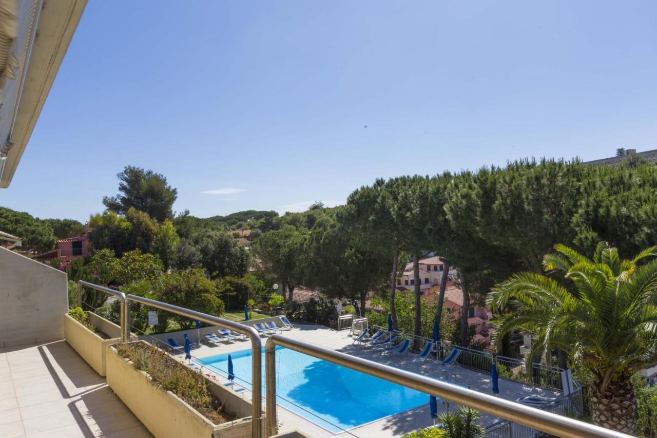 Appartamenti Residence Il Porto 13 E 16 Porto Azzurro Ngoại thất bức ảnh